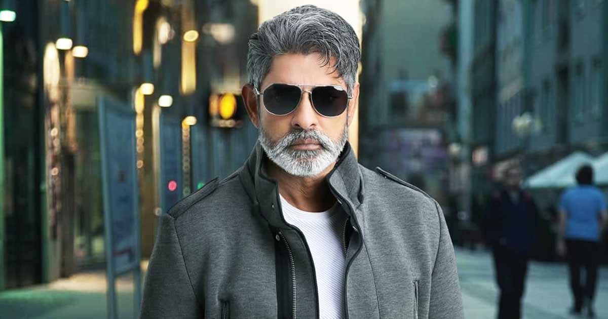 Jagapathi Babu Lends Monetary Assist To Ragpickers’ Daughter Who Aspires To Be An IAS Officer