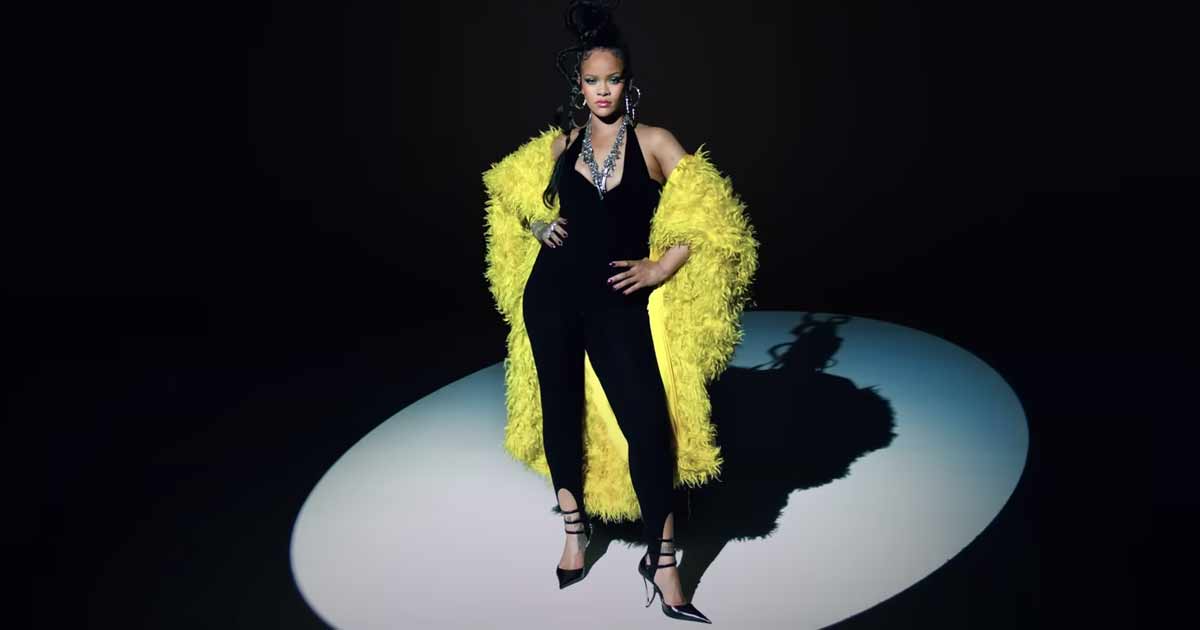 Rihanna laisse tomber la vidéo avant la performance du spectacle de la mi-temps du Super Bowl