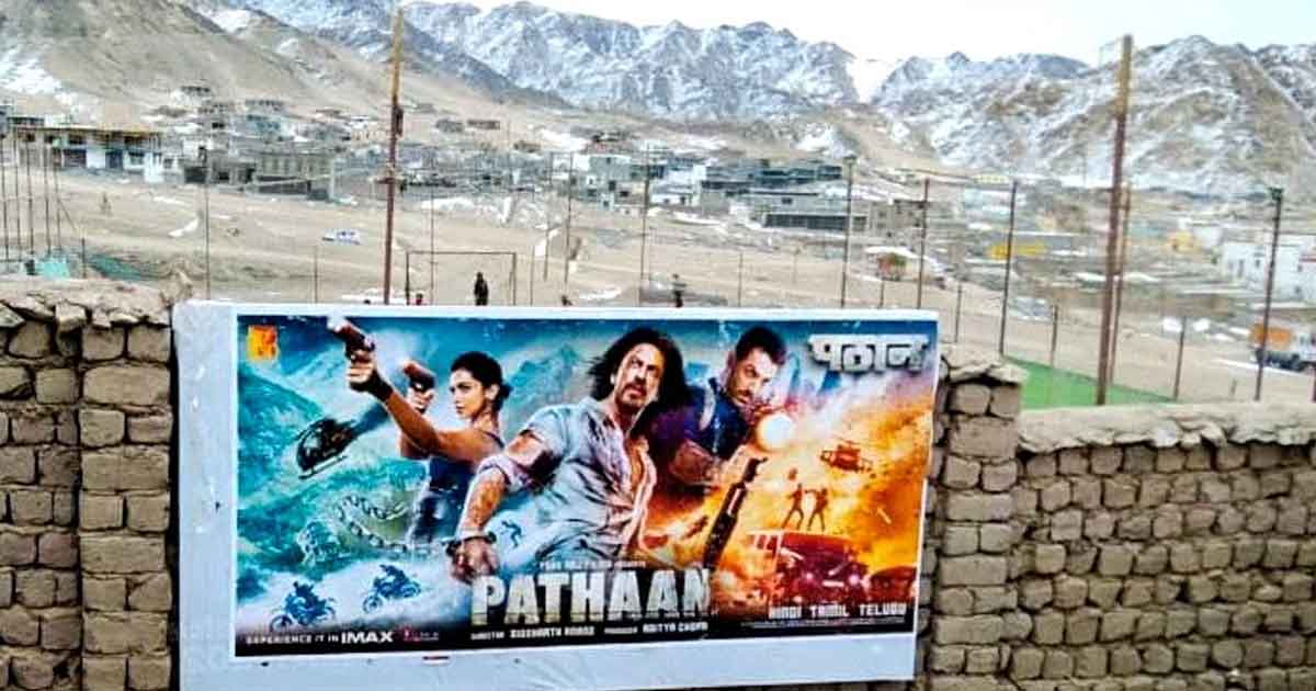 Pathaan Craze Crosses Boundaries! Shah Rukh Khan Starrer Gets Screened At Inflatable Theatres In Leh