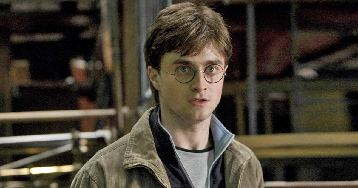 When Harry Potter Star Daniel Radcliffe Panicked For His Career & Resorted To Alcoholism On The Set; Read On