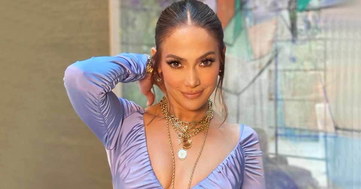 When Jennifer Lopez Almost Risked A N*p-Slip In A Revealing Neckline Zuhair Murad Blingy Gown, Check Out