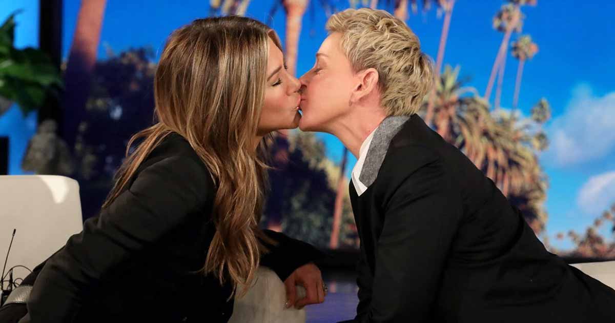 Jennifer Aniston Kissing Ellen DeGeneres