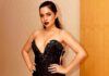 Netizens Troll Uorfi Javed For Her Full Front Covered Clothes Exposing A Good Part Of Her A**