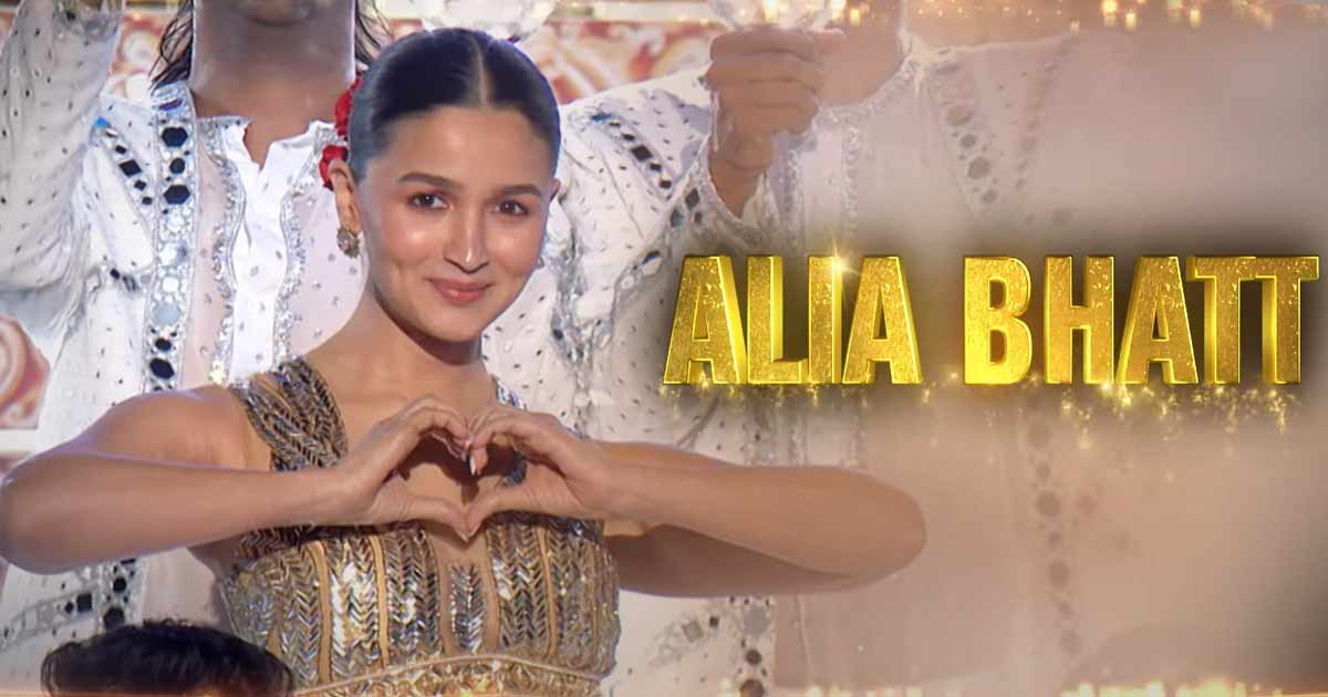 Alia talks about performing live after 4 years for awards event