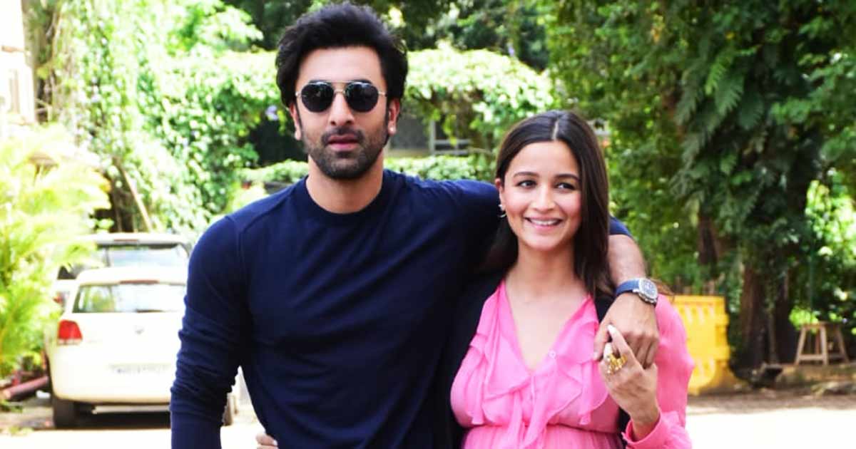 Ranbir Kapoor Is “Ashamed” Of Paparazzi That Invaded Alia Bhatt’s Privacy At Home!