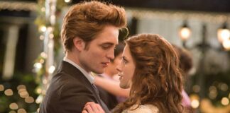 Robert Pattinson Fell While Making Out With Kristen Stewart During Their Twilight Audition