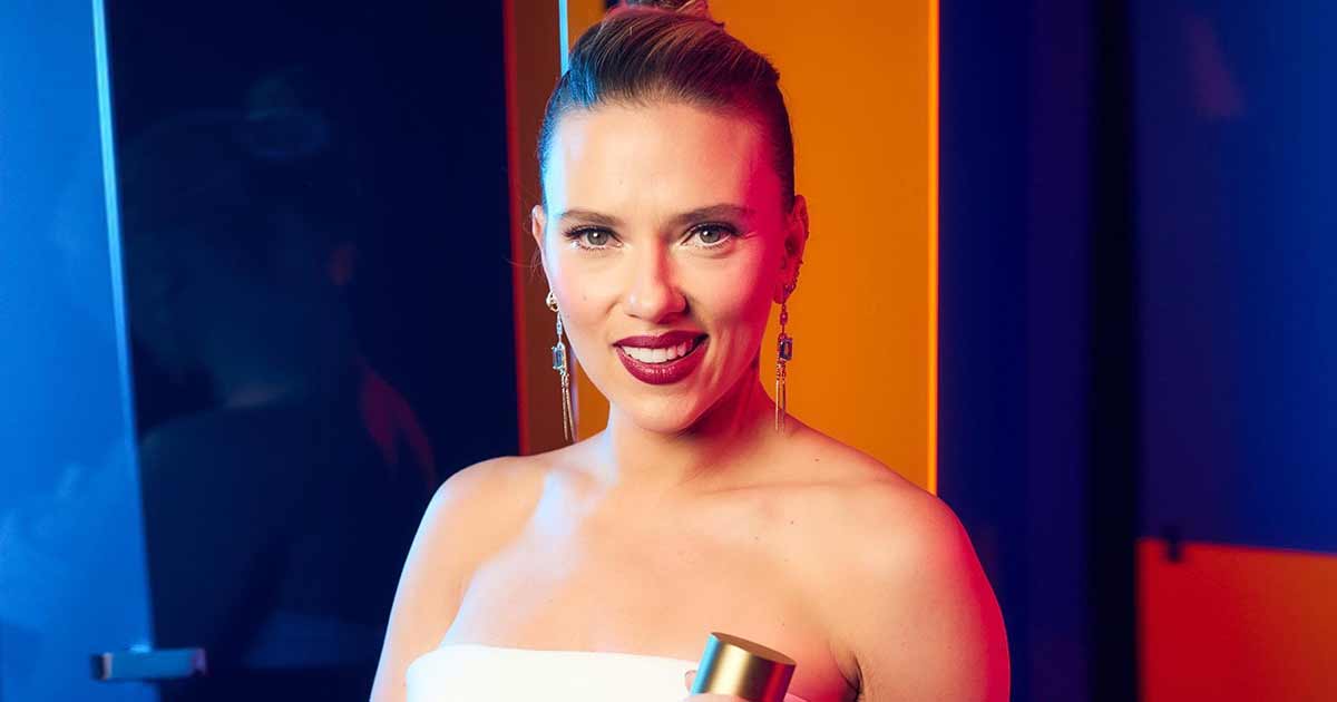 Scarlett Johansson Looked Like An Angel In White Sequined Gown With Plunging Neckline & Thigh-High Slit