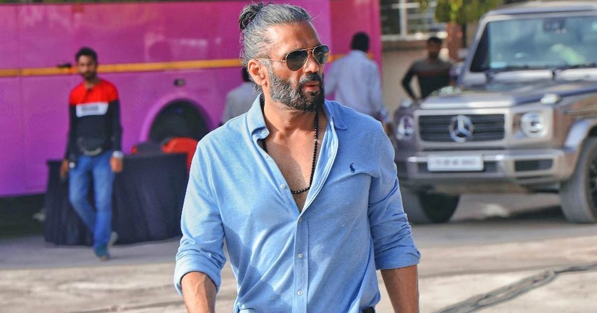 Suniel Shetty Opens Up About His Bond With His Father & Daughter
