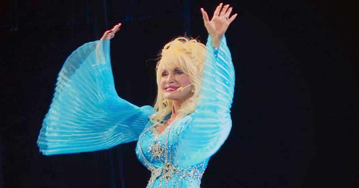 Dolly Parton: I was bullied for being poor!