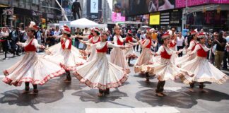 'Mughal-E-Azam: The Musical' kicks off 13-city tour with flash mob at Times Square
