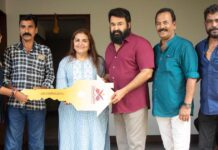 Stockbroking firm gifts an EV to Mohanlal on his 63rd birthday