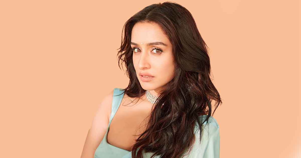 When asked if she would marry someone who doesn't love Vada Pav! Check out Shraddha Kapoor's hilarious answer!