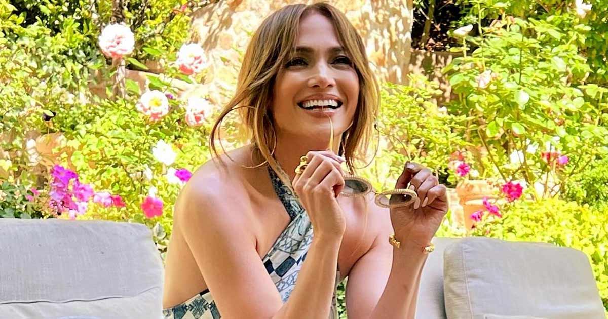 Jennifer Lopez As soon as Flaunted Her ‘Seaside Bum’ Lined In Sands & Gave A Glimpse Of Her Voluptuous Belongings In A Barely-There Tiny Bikini