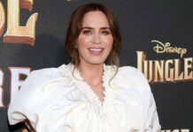 'Don't do it!' Emily Blunt wants to tell parents to stop putting their kids into showbiz