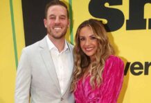 'We just weren't right for each other!' Carly Pearce has denies trust with Riley King
