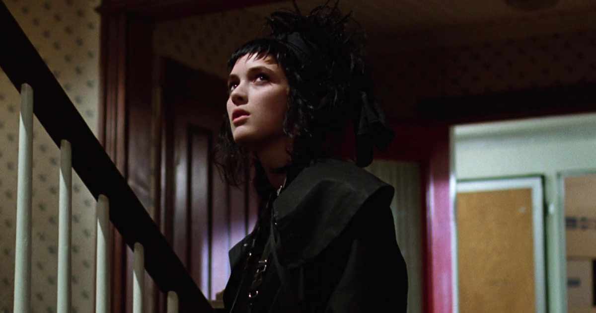 When Winona Ryder Was Bullied For Starring In Tim Burton's 'Beetlejuice' As A Gothic Character: "They Called Me A Witch"