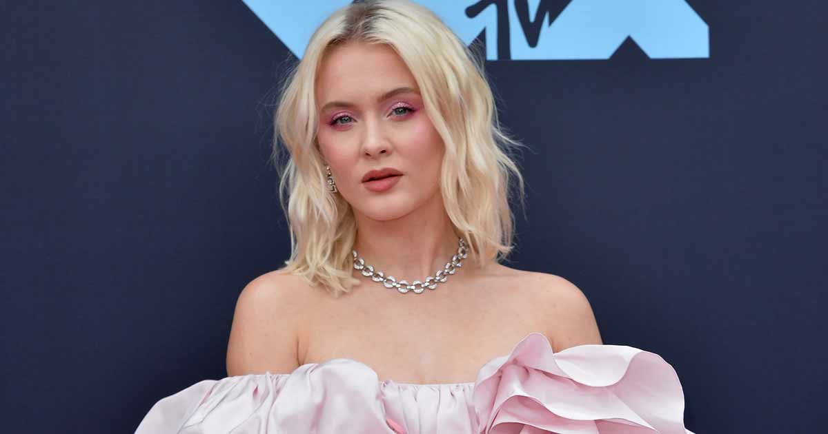 Zara Larsson surrounds herself with women in order to feel 'protected' in the music industry