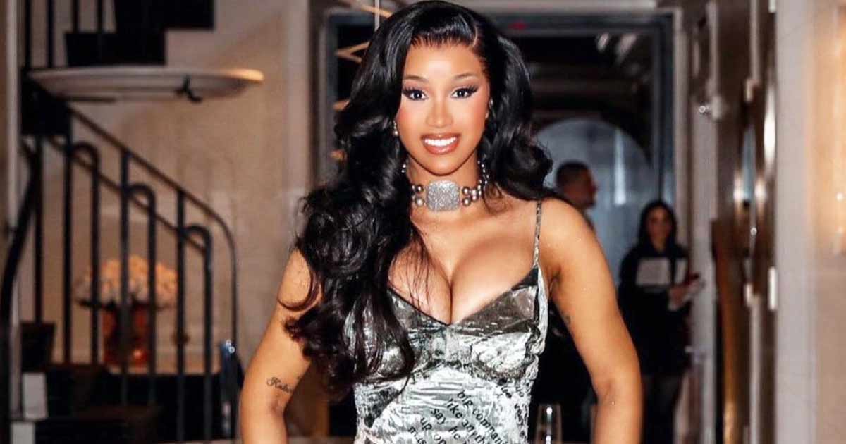 Cardi B Loses Her Calm, Throws Her Mic With Full Force At A Fan Who Spilled All Her Drink All Over The Rapper