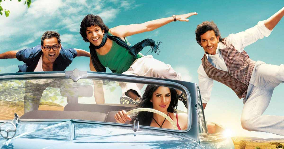 Farhan Akhtar raises 'toast' to 12 years of his road trip movie 'ZNMD'