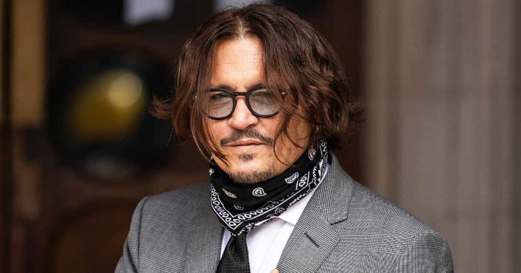 Johnny Depp Fans Scream 