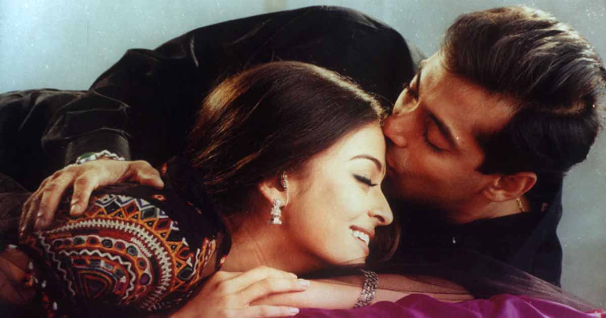 Salman Khan & Aishwarya Rai Dancing Like 'Madly In Love' In This Stage Show From The 90s Makes Netizens Go "Kash Ye Sach Hota" - Watch