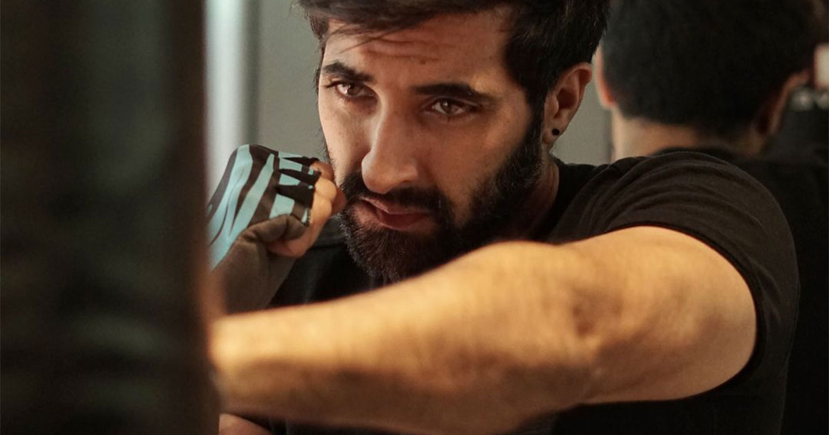 Akshay Oberoi on his 'Fighter' role: I grew up watching 'Top Gun', never thought I'd essay a pilot