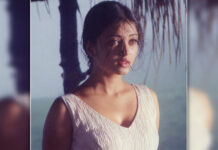 Aishwarya Rai Bachchan Nails This 'Hot & Wet' Look From The 90s Posing In An Off-Shoulder Dress, Abhishek Bachchan Would Play "Mere Khayalo Ki Malika"