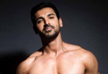 John Abraham Once Spoke About Being Left Bloodies After A Group Of Female ‘Fans’ Had Their Hands In His T-Shirt & One “Wanted My Skin In Her Nails” – It Will 100% Creep You