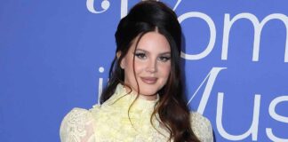 Lana Del Rey reveals why she rarely performs on TV: 'I don't feel confident!'