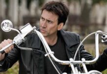 Nicolas Cage says his late father often shows up in his dreams