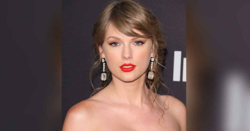 Taylor Swift Enters Her Favourite Fall Season In ‘Style’ Donning A ...