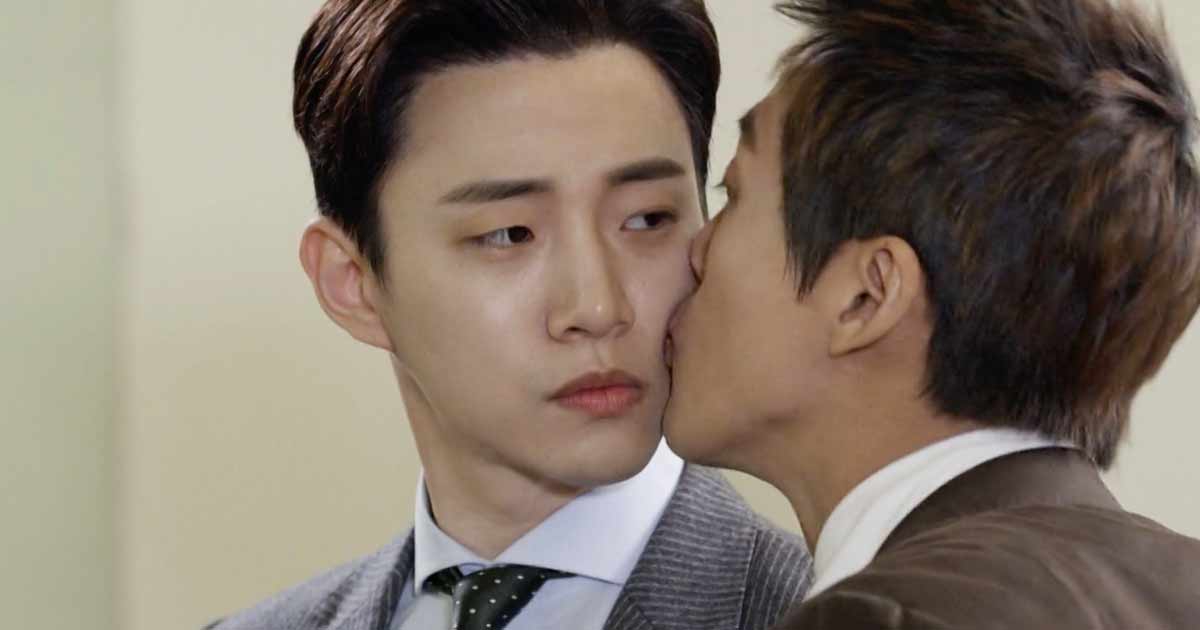 When Lee Jun-ho Kissed His 'Good Manager' Co-Star Namkoong Min After Winning KBS’ Best Couple Award With Him: "I Am Feeling Good About It"