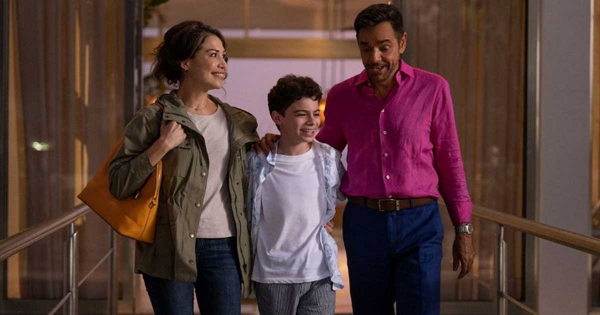 REVIEW: 'Murder Mystery 2' flops with dialogue from playbook of sitcom  cliches - Good Morning America