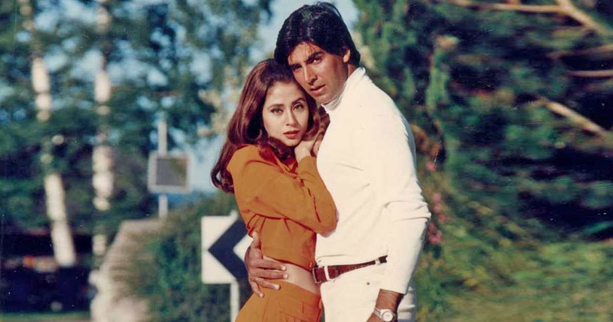 Akshay Kumar Once Lip-Cuffed Urmila Matondkar Screaming Of His Raw-Masculine S*x-Appeal On A Bold Magazine Cover, Fans Asked Current Stars To Retire!