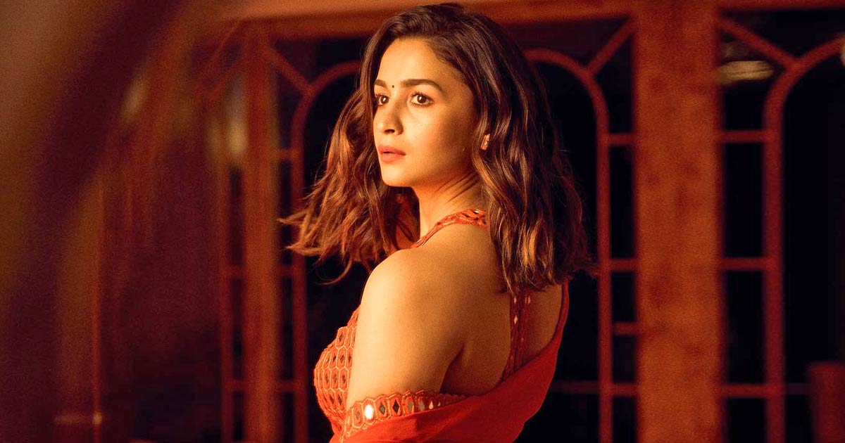 Alia Bhatt Is On A Roll With Her Fashion Sense & Giving Back-To-Back Head-Turning Diwali Outfits Inspo With Designer Velvet Suits – Check Them Out!