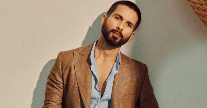 ‘Daddy’ Shahid Kapoor Showcases His Masculine Side Donning A S*xy ...