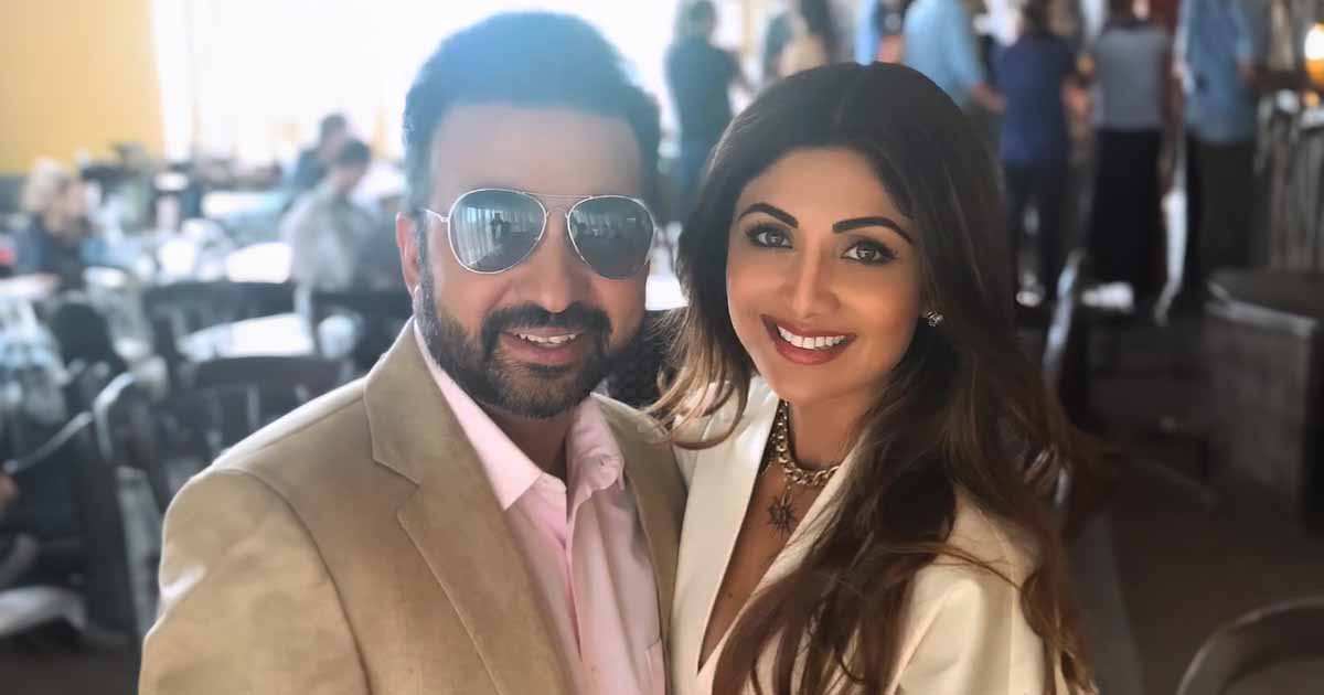 Shilpa Shetty Follows Footsteps Of Her Hubby Raj Kundra As The Couple Twins  In Mask, Netizens Say, \