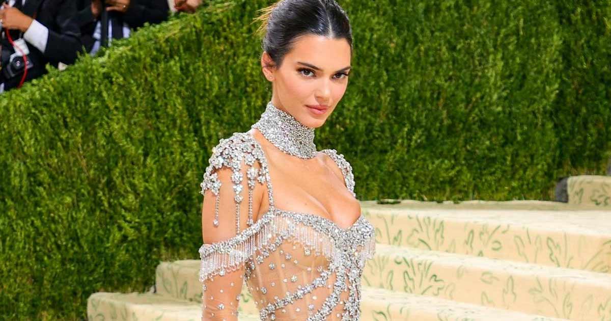 Kendall Jenner Once Went With ‘Free The N*pples’ Trend By Choosing To Go Braless Under A White Sheer Gown, Looking Like A S*x Goddess Thyposts