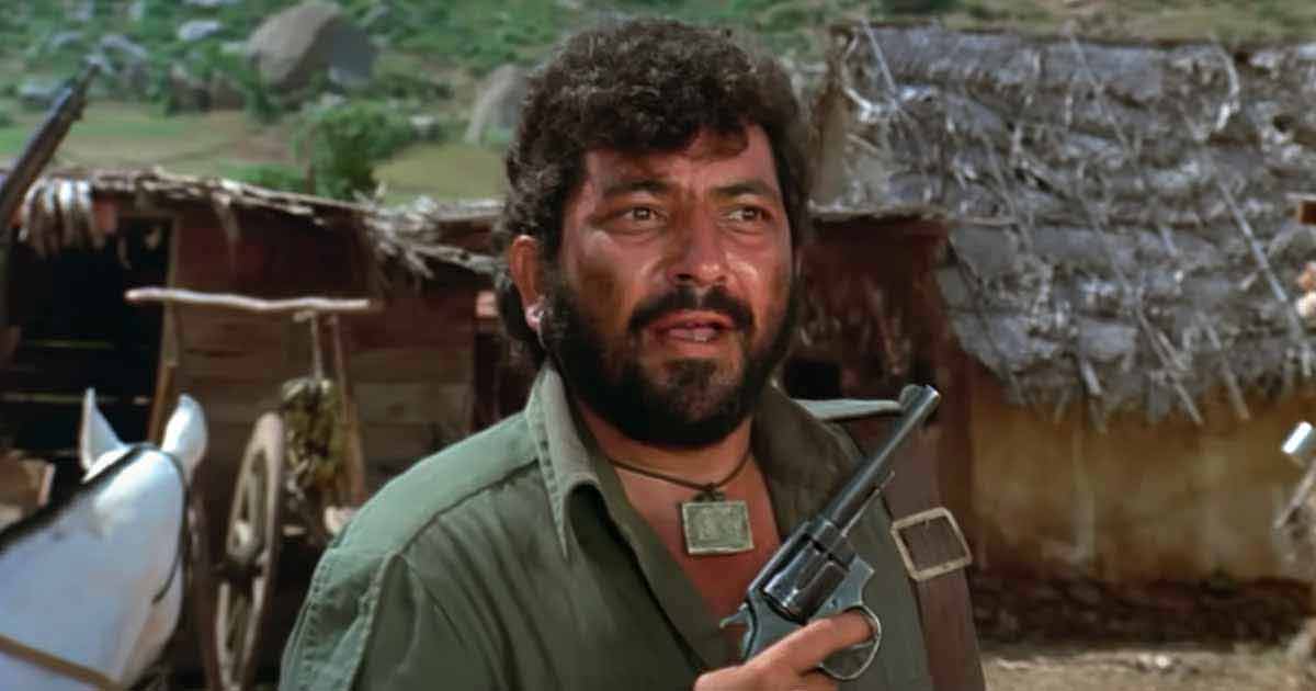 'Gabbar' Amjad Khan Once Lost Rs 1.25 Crores To Producers By Tricking Him Into Hearing Their Sob Stories; Read On