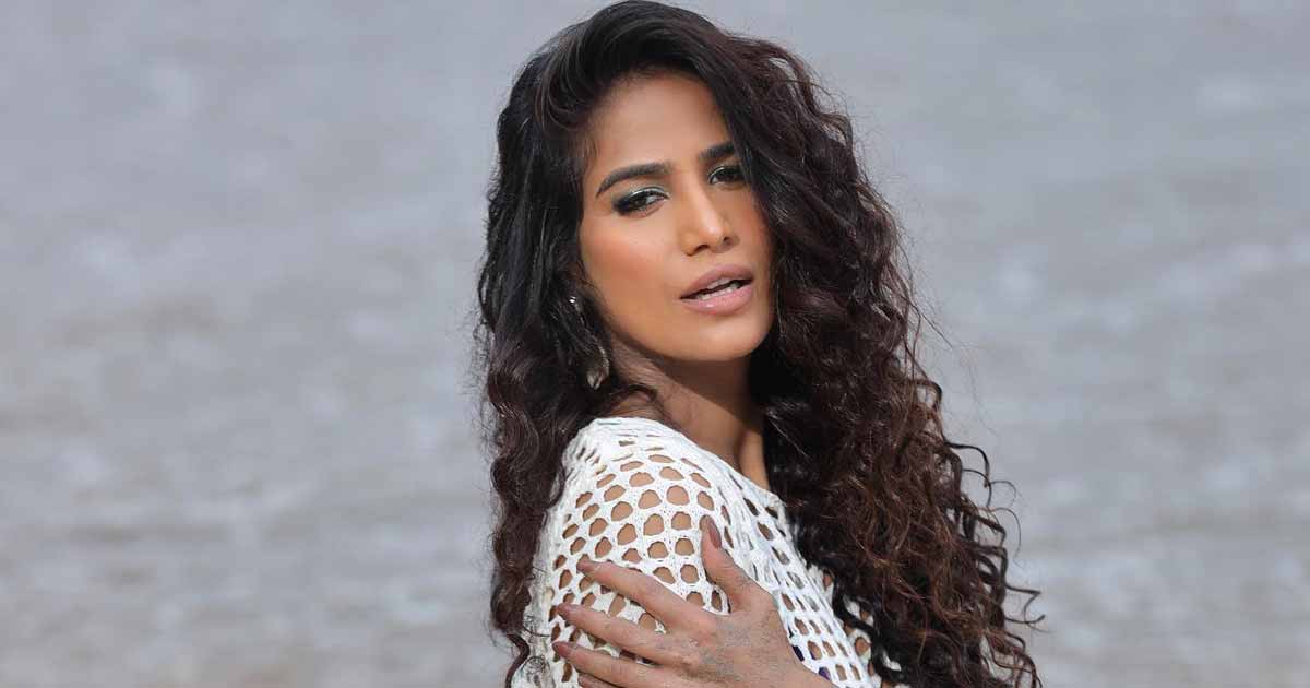 Poonam Pandey Dies At 32 After Losing Battle To Cancer?