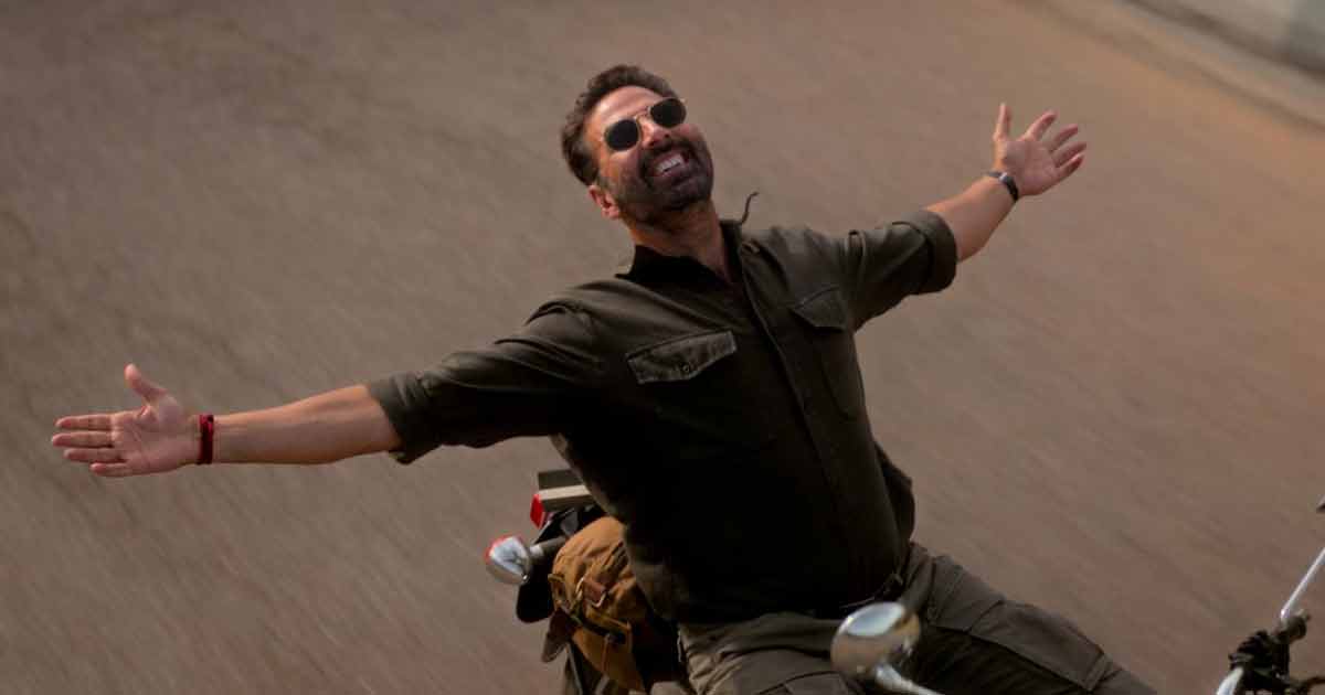 Sarfira: Akshay Kumar Channels His 'Airlift' Charm For The Upcoming Aviation Drama, Netizens Say, "Finally, Content King Is Back"